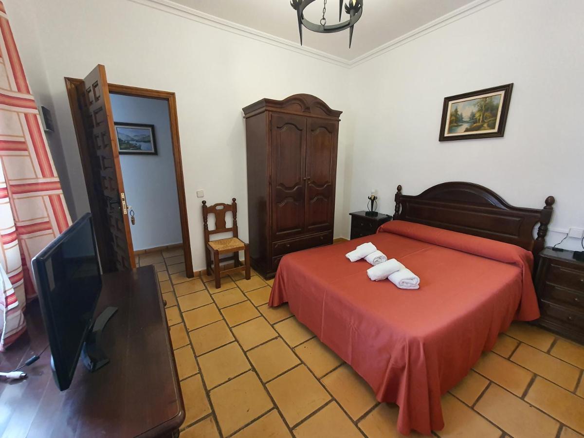 Hotel-Restaurante Venta Tomas Almuradiel Dış mekan fotoğraf