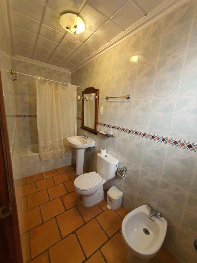 Hotel-Restaurante Venta Tomas Almuradiel Dış mekan fotoğraf