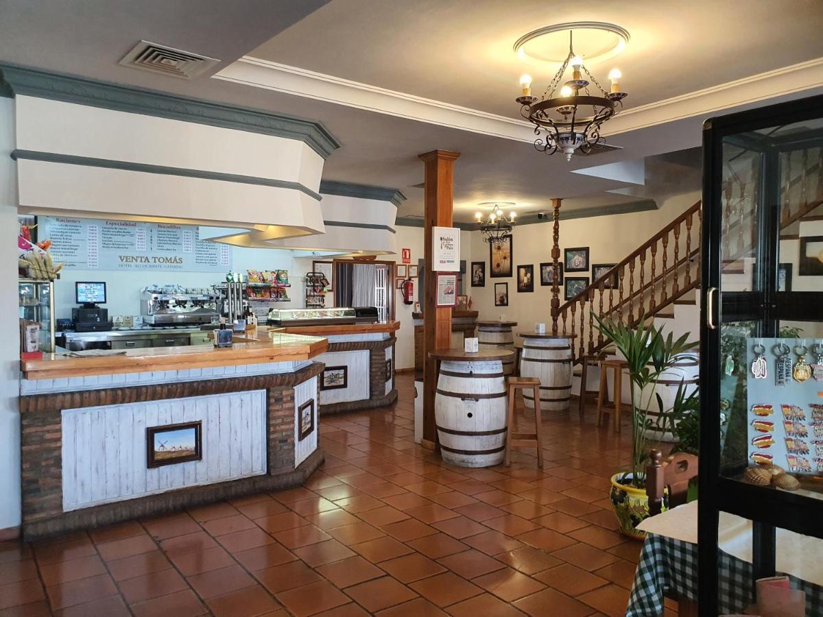 Hotel-Restaurante Venta Tomas Almuradiel Dış mekan fotoğraf