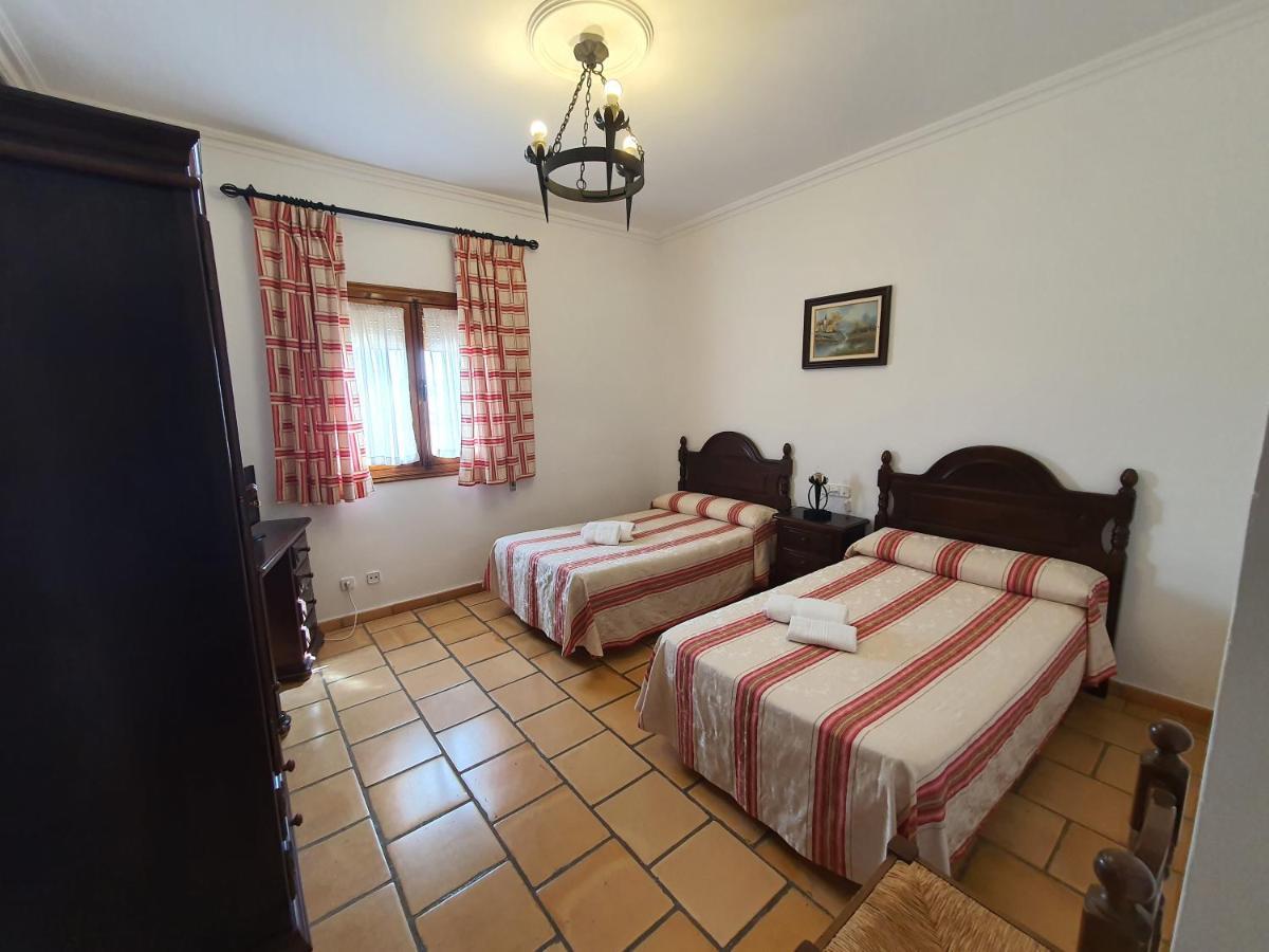 Hotel-Restaurante Venta Tomas Almuradiel Dış mekan fotoğraf
